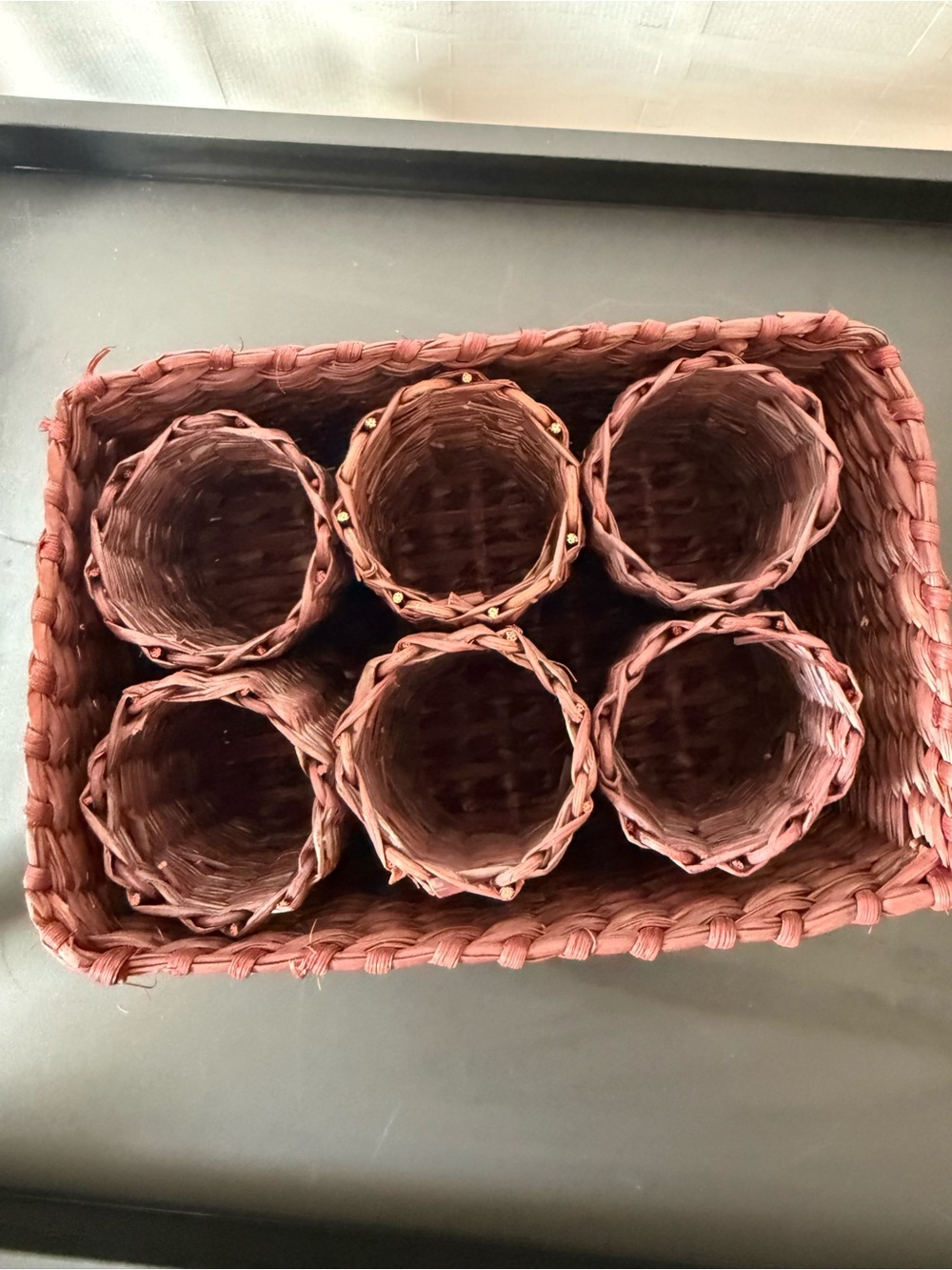6 Piece Vintage Pottery Barn Ozara Woven Napkin Rings in Reddish Brown w/Holder
